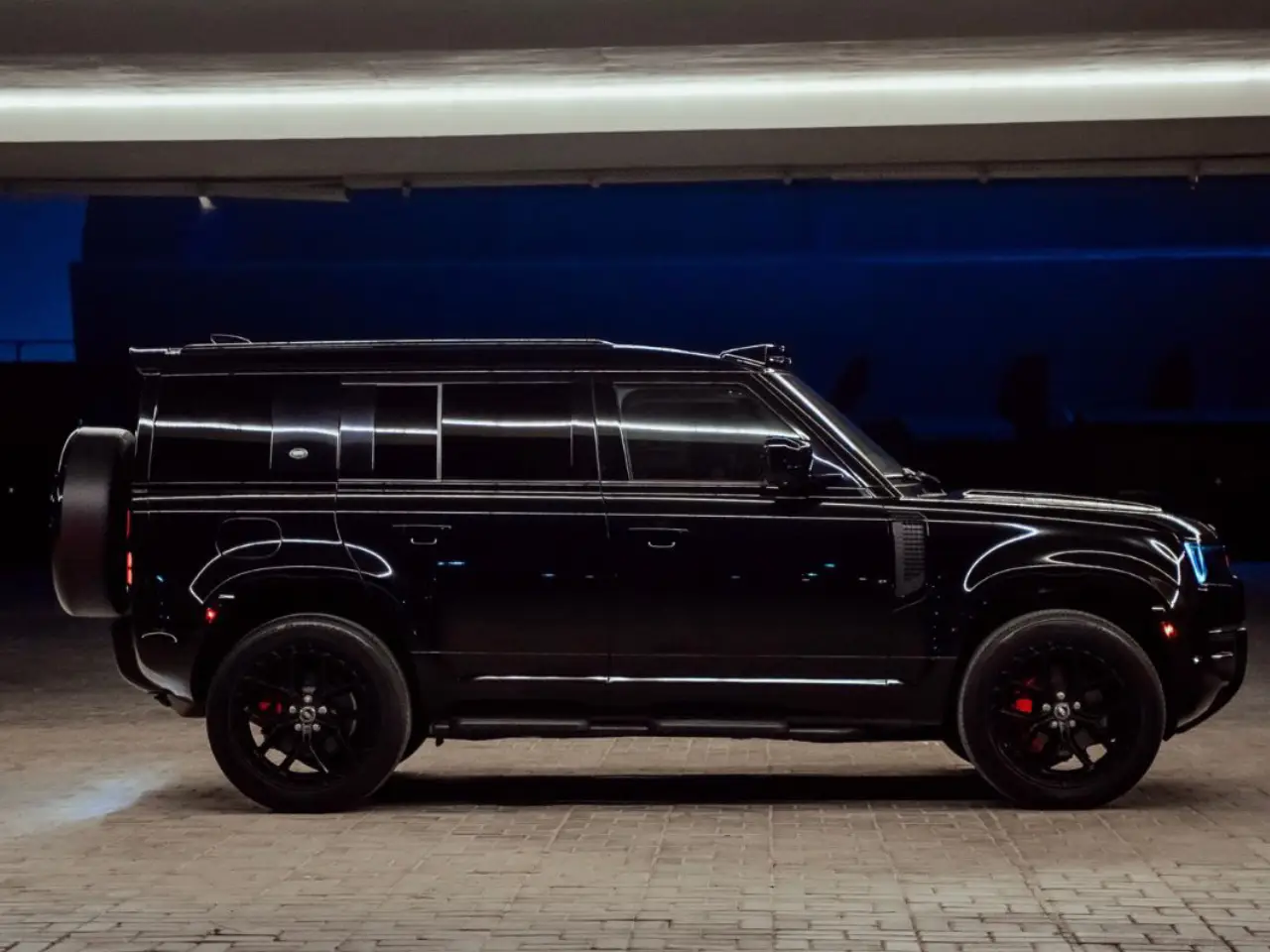 defender-05