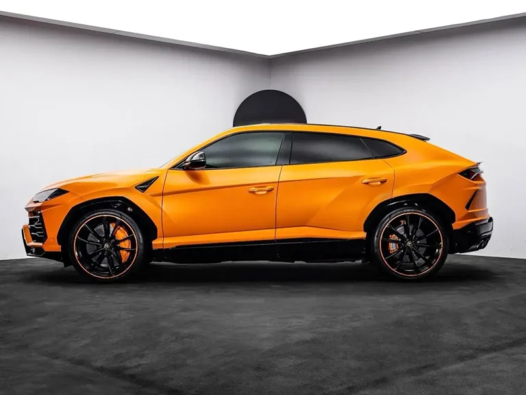 orange-urus-01