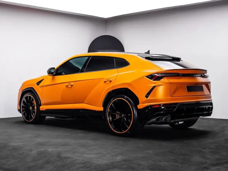 orange-urus-04