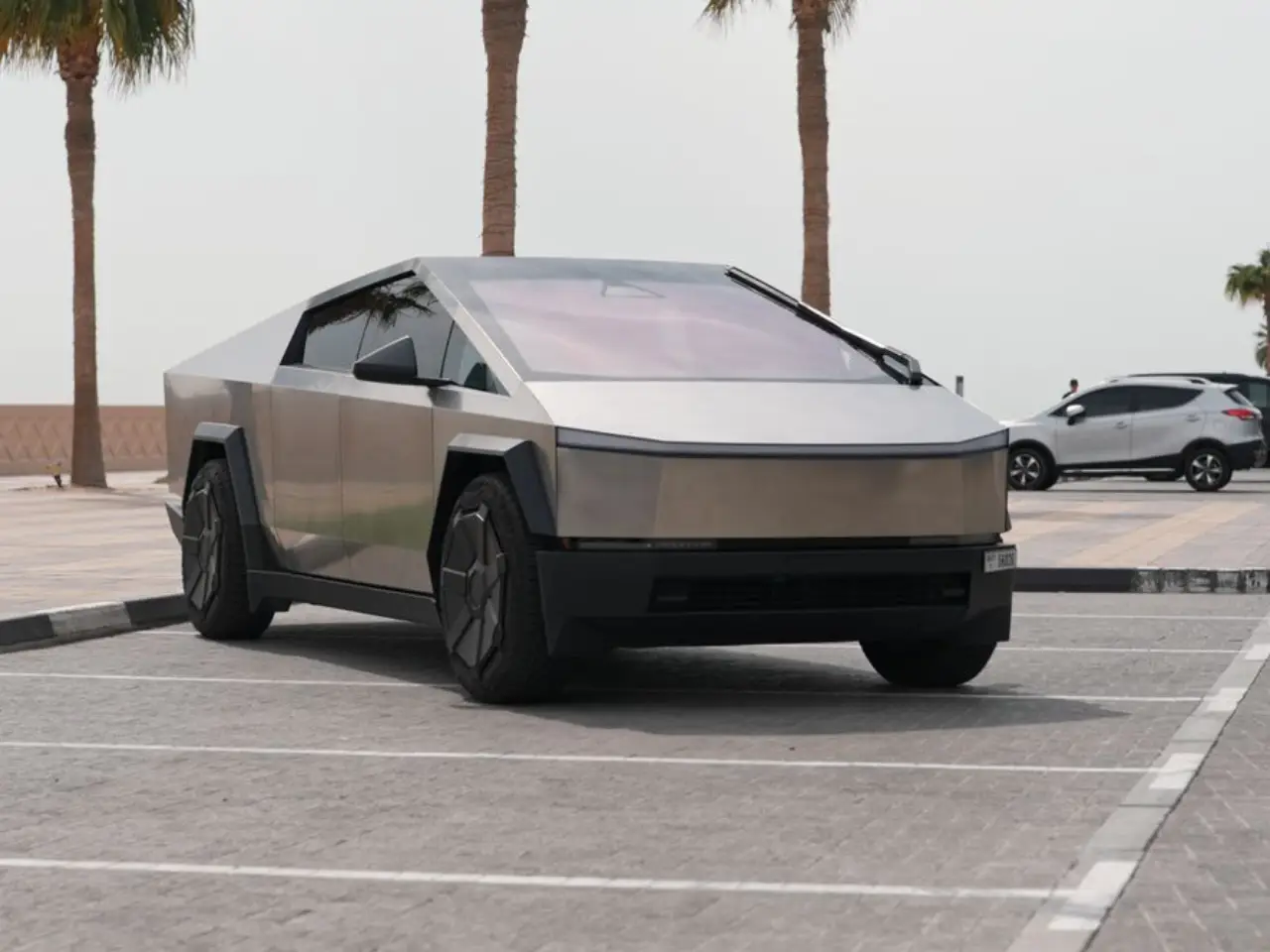 tesla-02