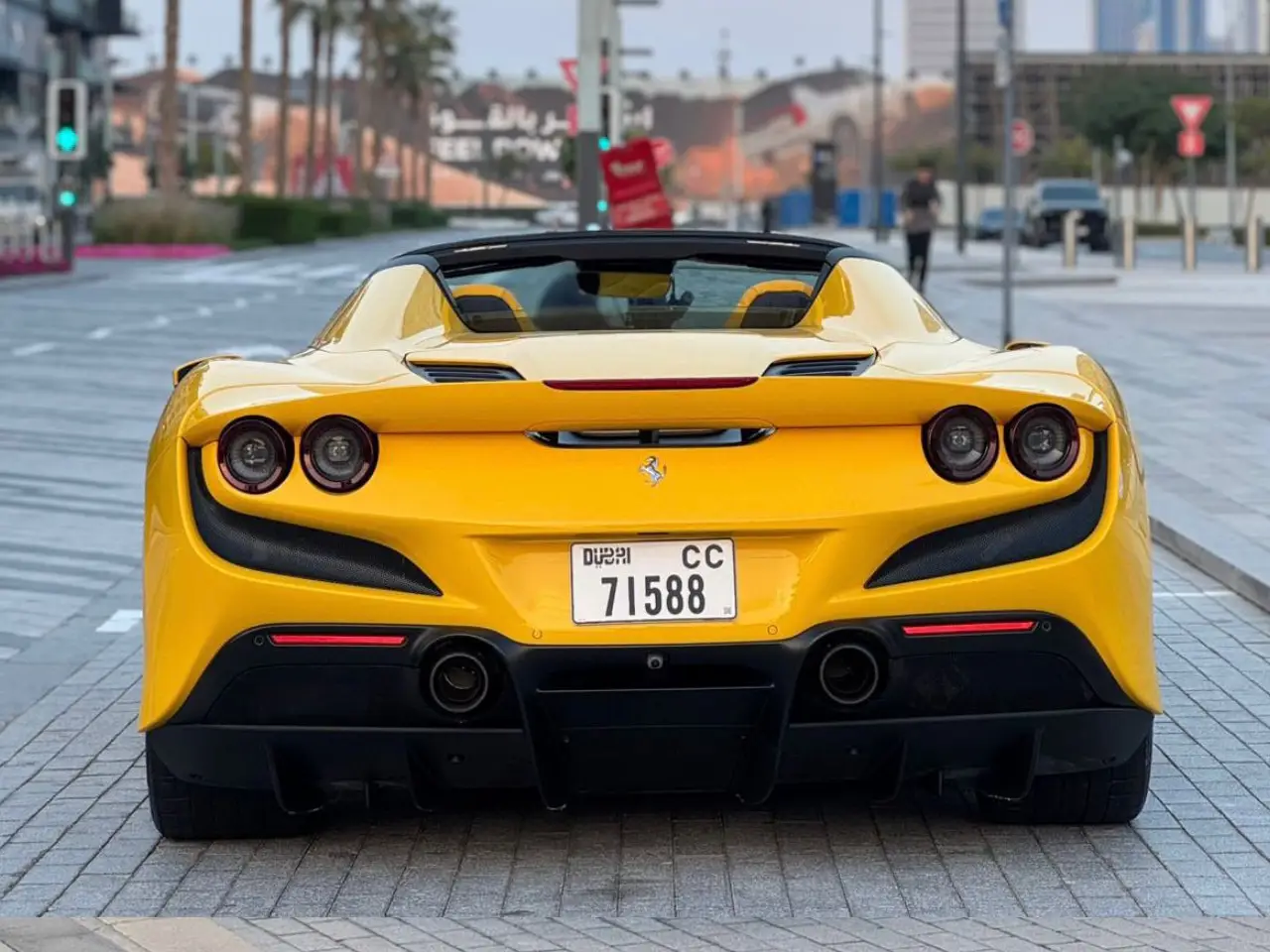 yellow-ferrari-04